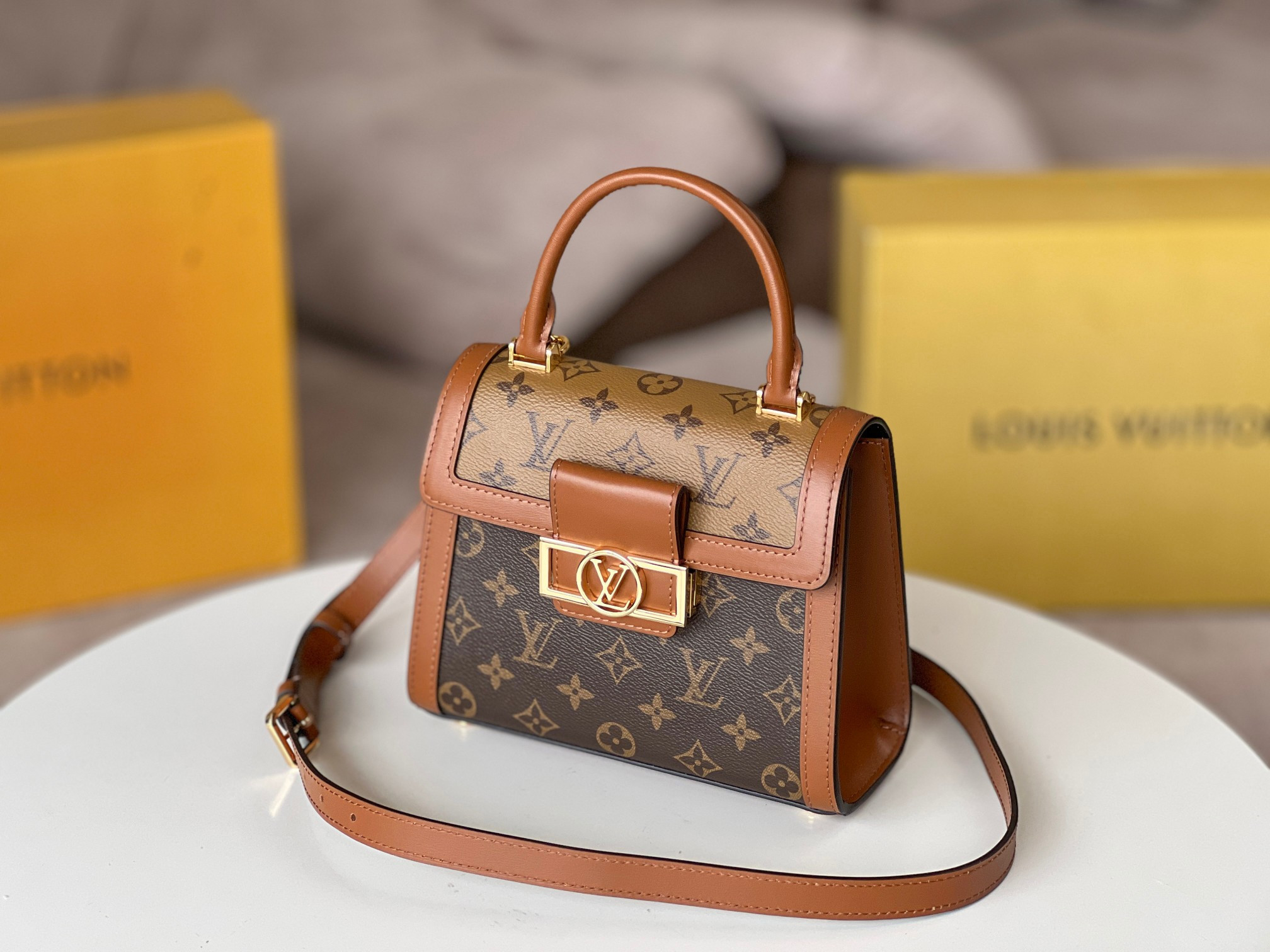 LV M46751 Dauphine Capitale 6.9 x 6.9 x 3.5 inches