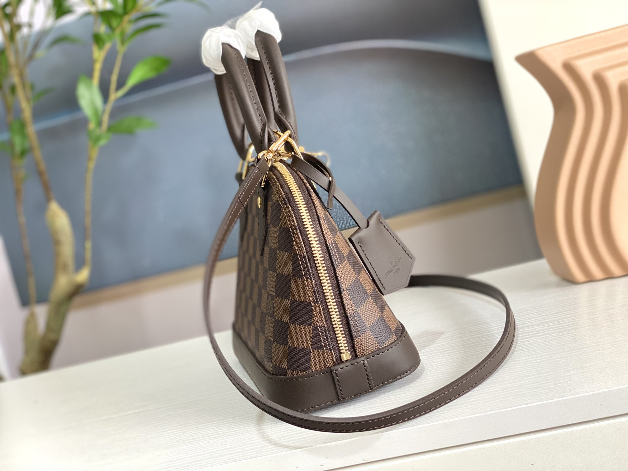 LV N41221 Alma BB 9.3 x 6.9 x 4.5 inches