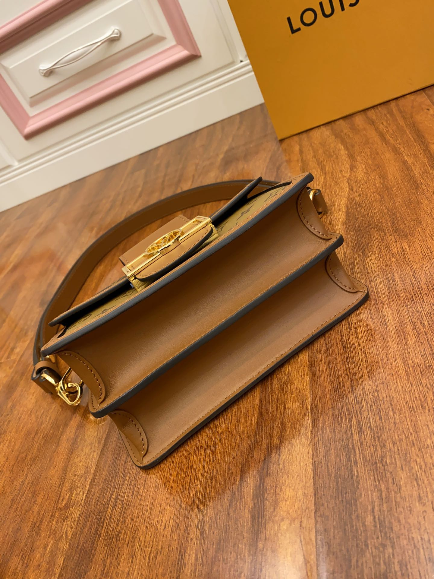 LV M44580 MINI DAUPHINE 7.9 x 5.9 x 3.5 inches