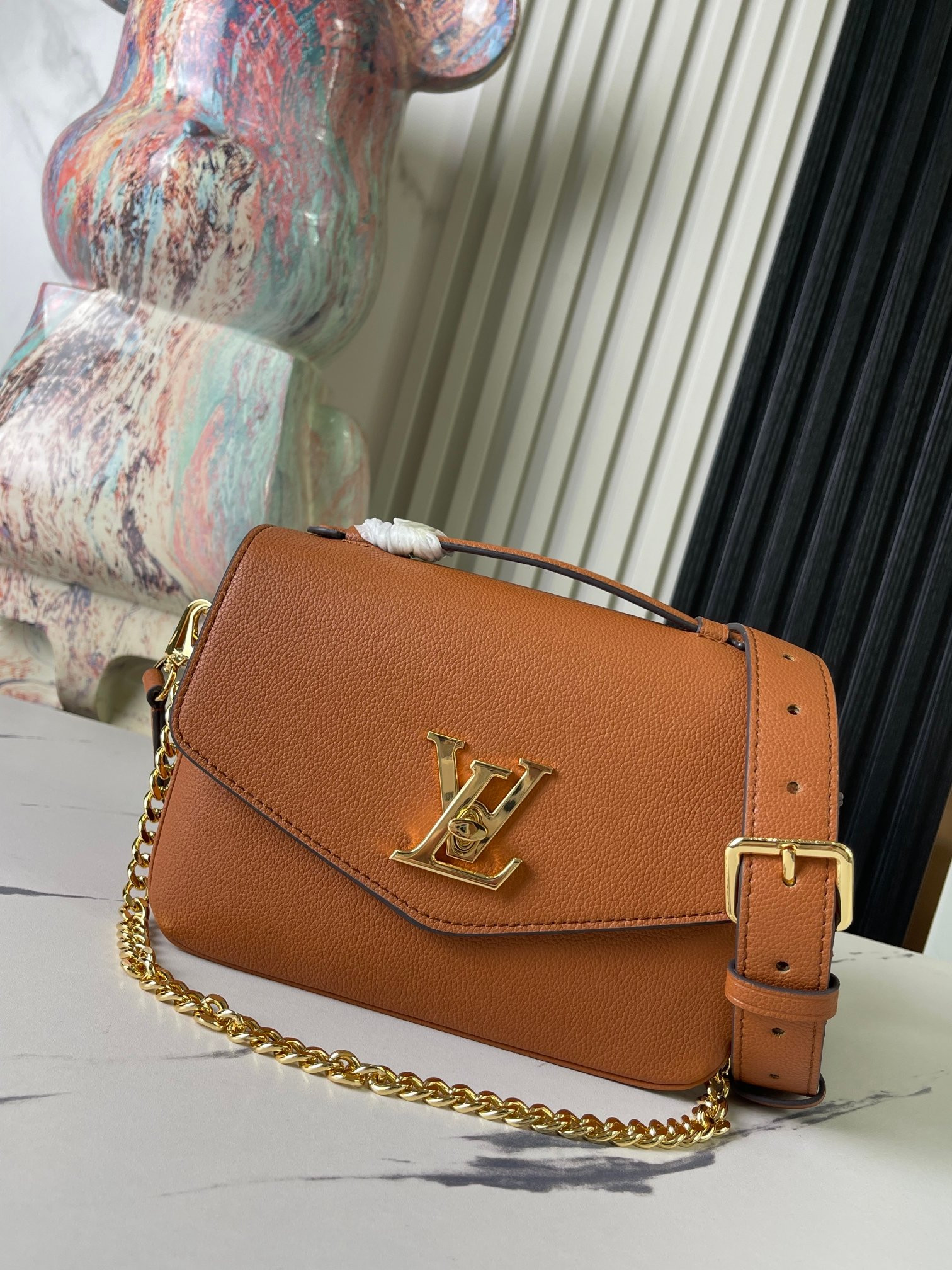 lv m22952 oxF0rd 8.7 x 6.3 x 3.7 inches