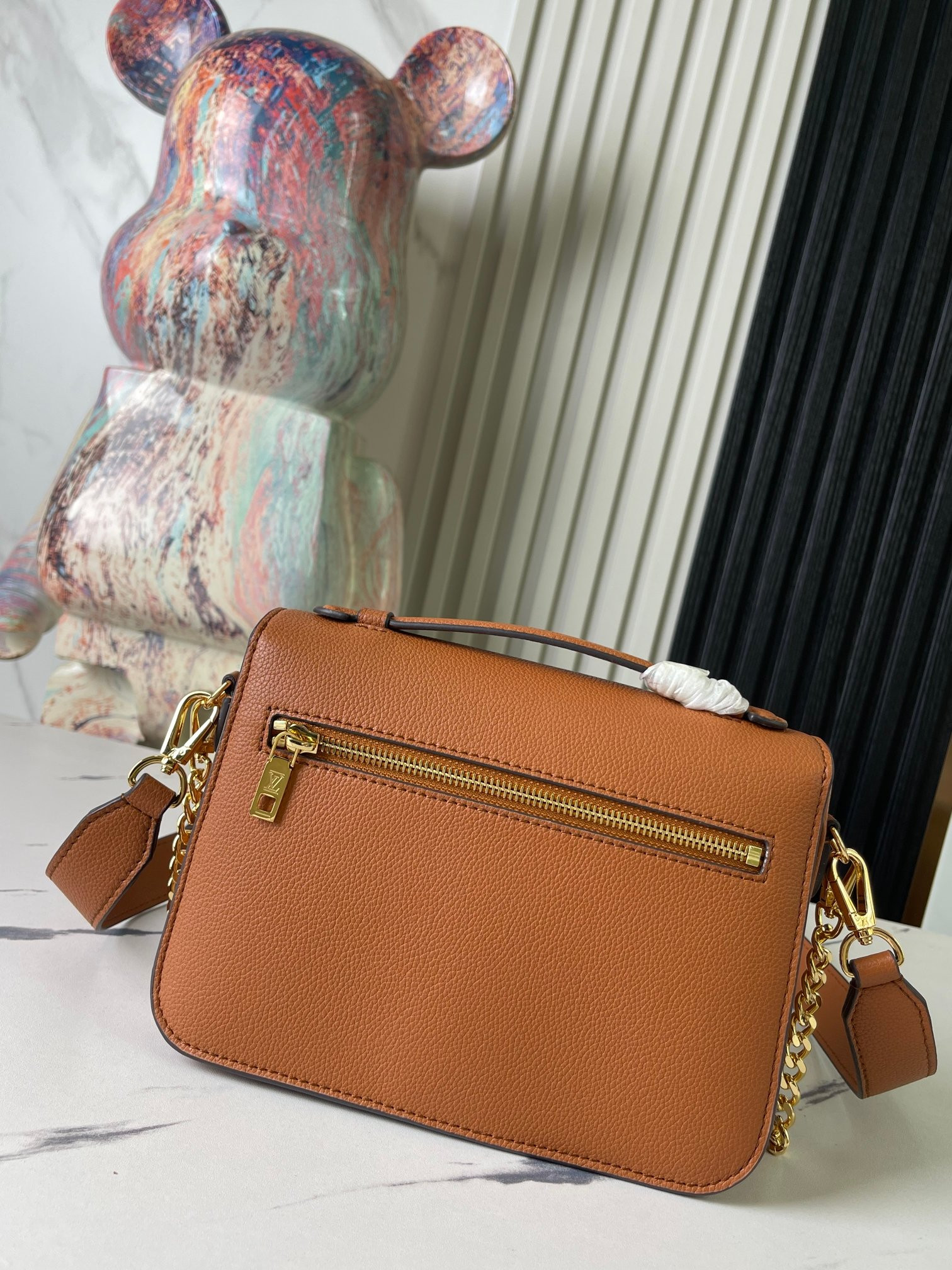 lv m22952 oxF0rd 8.7 x 6.3 x 3.7 inches