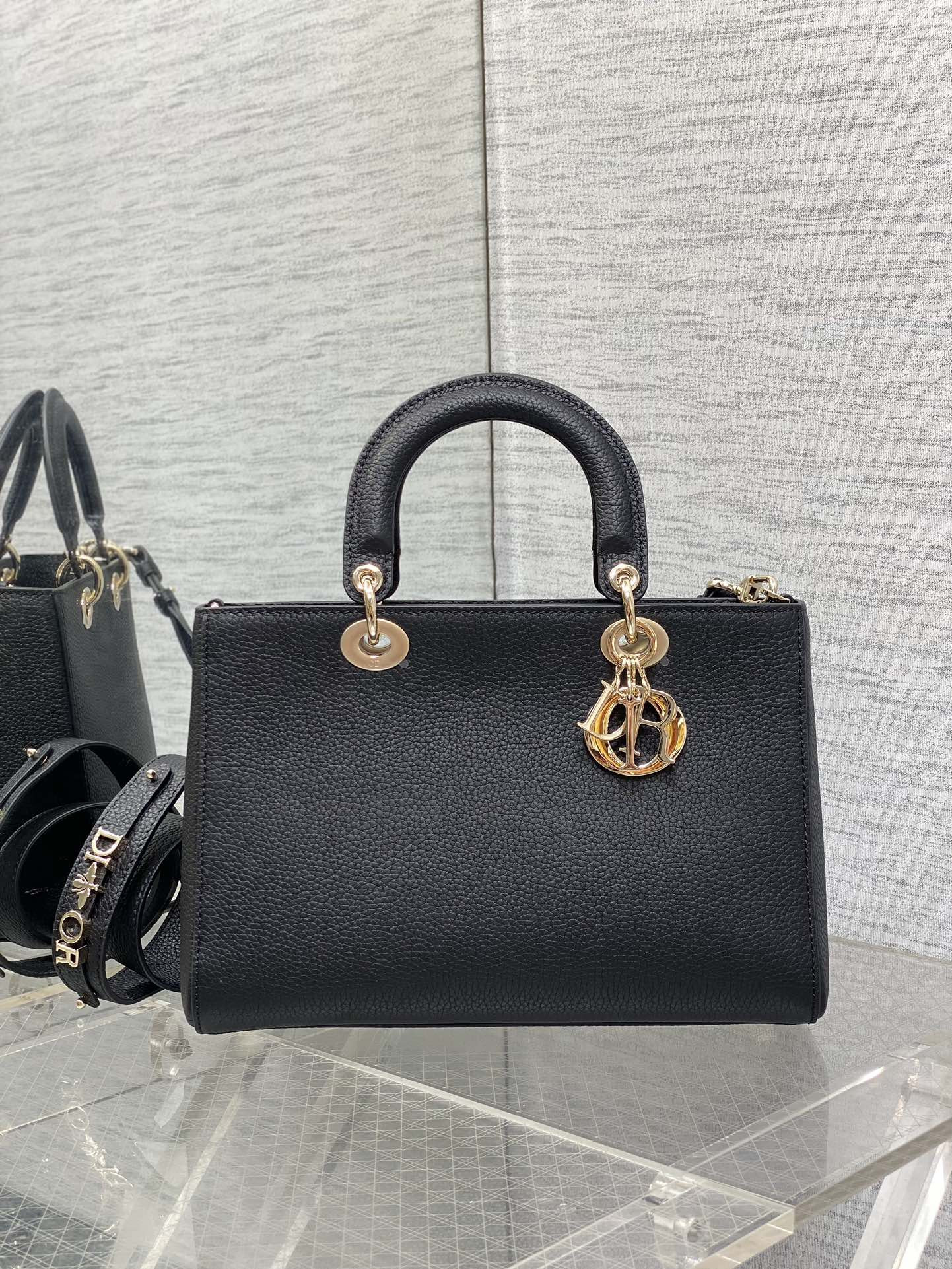 medium lady d-sire my abcD*or bag black bull leather 12 x 8 x 5 inches