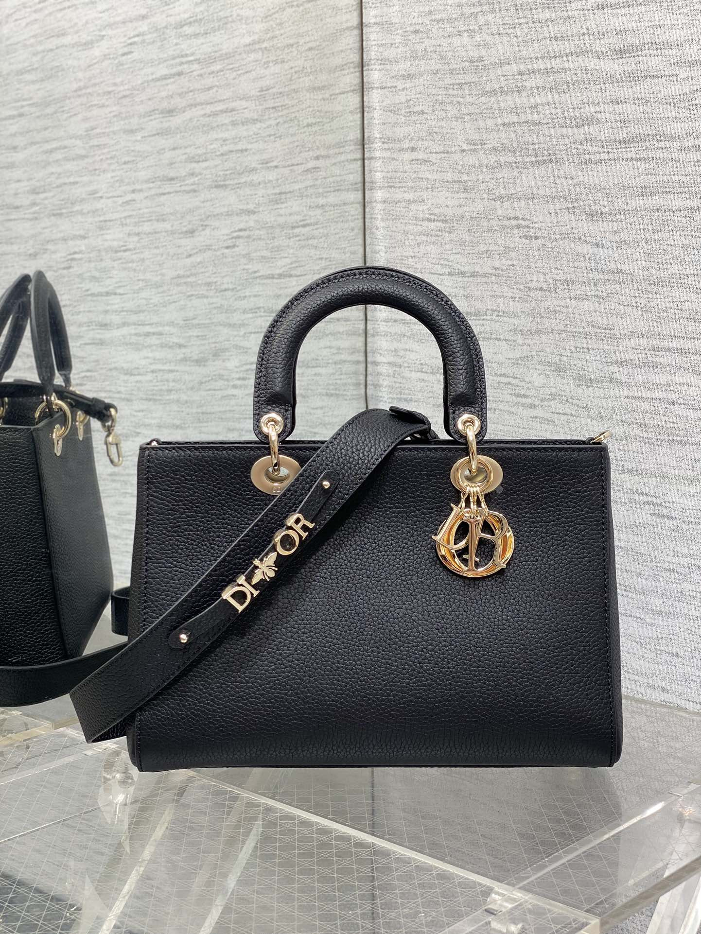 medium lady d-sire my abcD*or bag black bull leather 12 x 8 x 5 inches