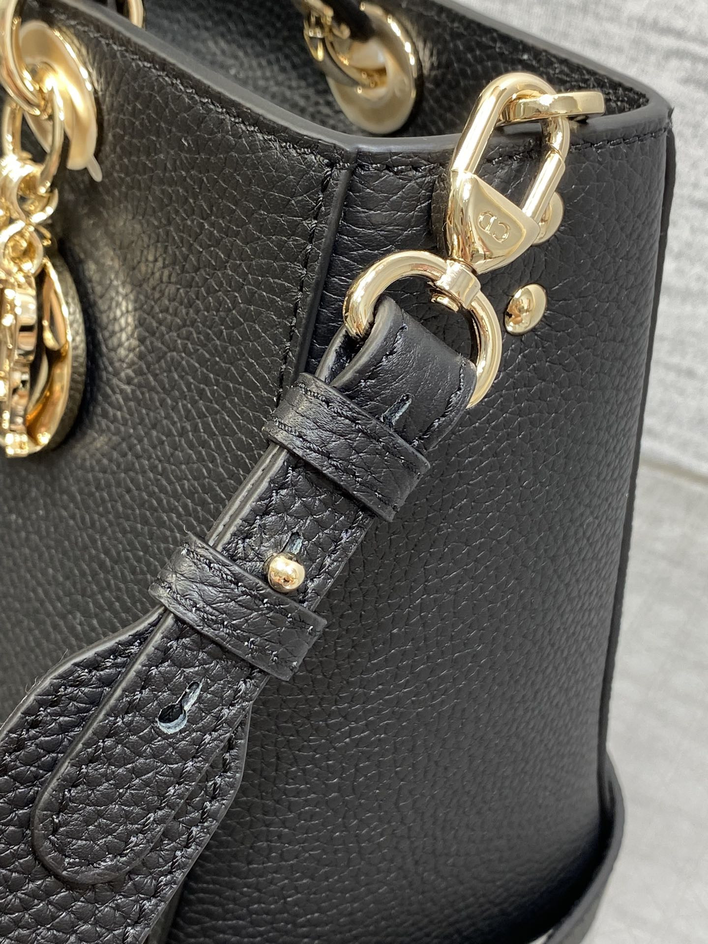 medium lady d-sire my abcD*or bag black bull leather 12 x 8 x 5 inches