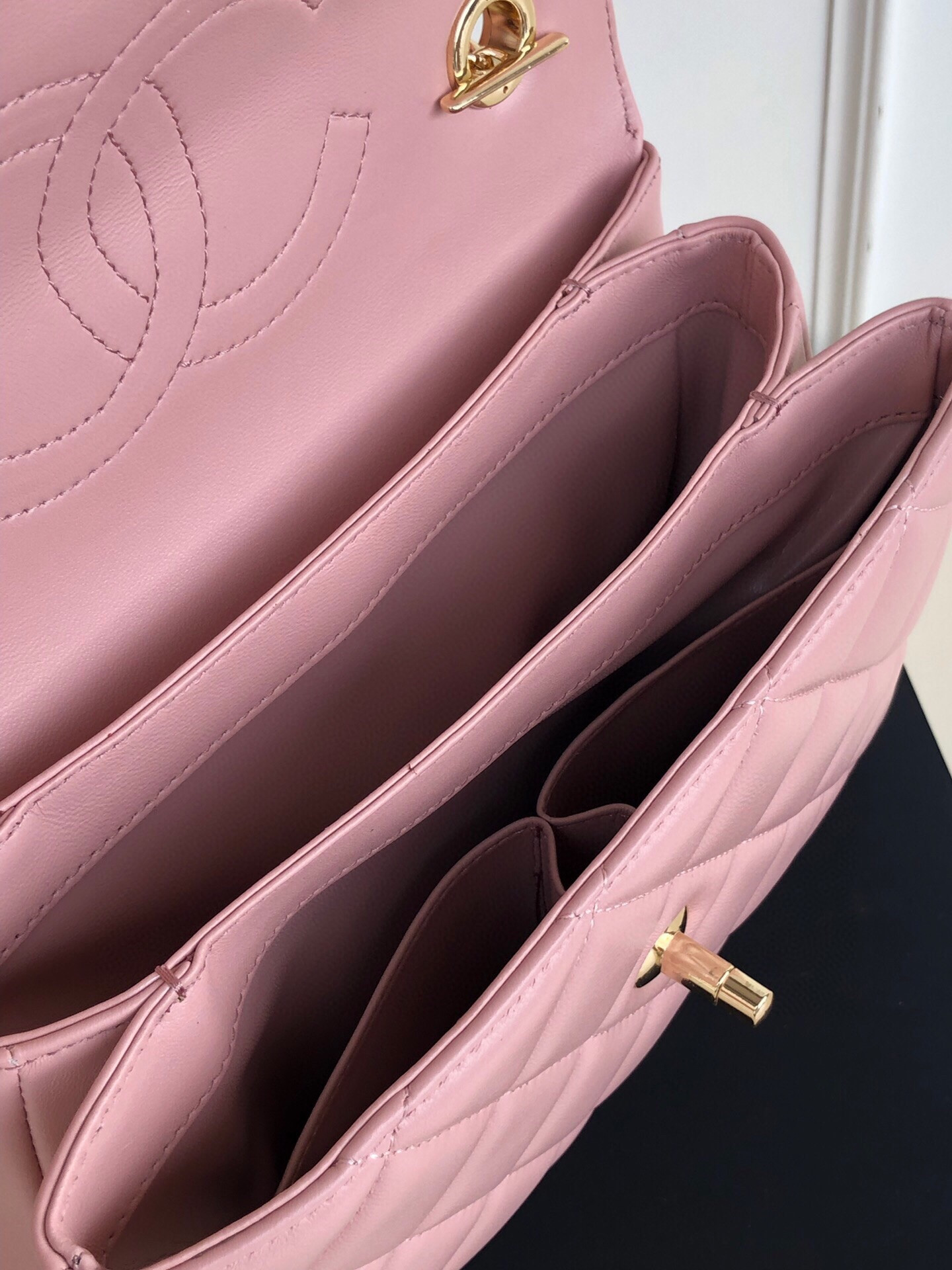 Ch*el flap bag with top handle 6.6 × 9.8 × 4.7 in