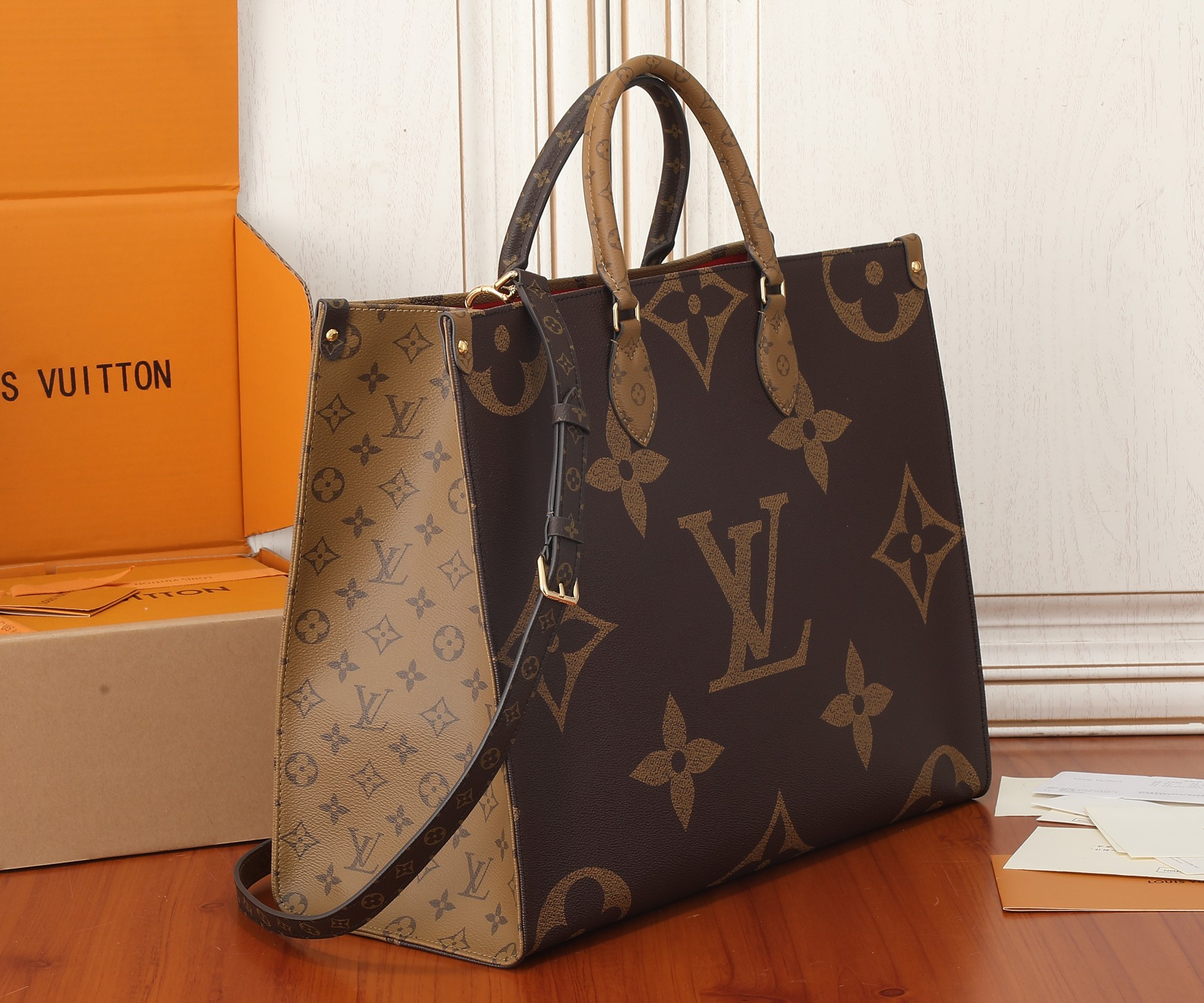 LV OnTheGo Voyage  M46823 16.9 x 13 x 7.3 inches
