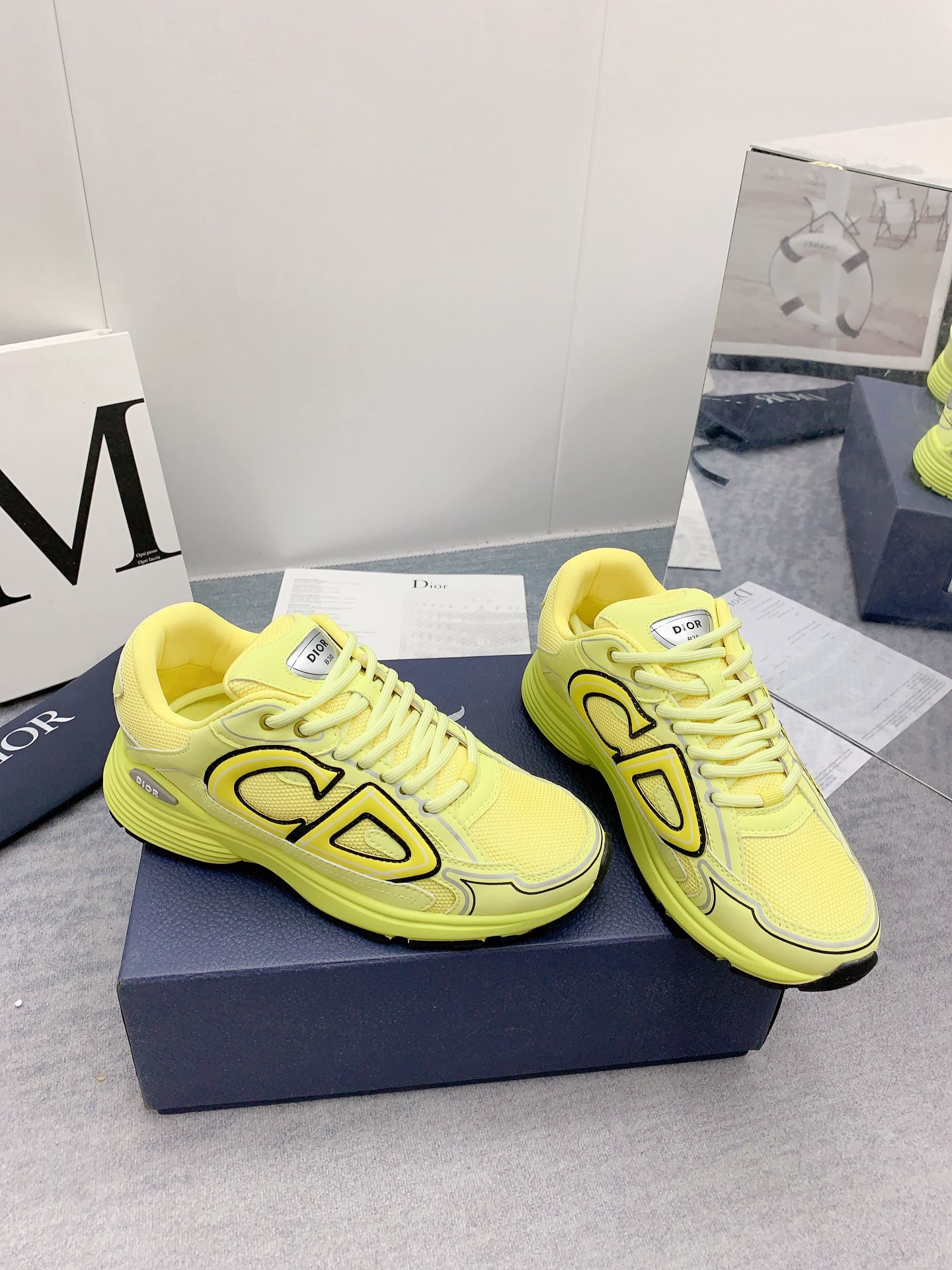 ua D*or b30 sneaker