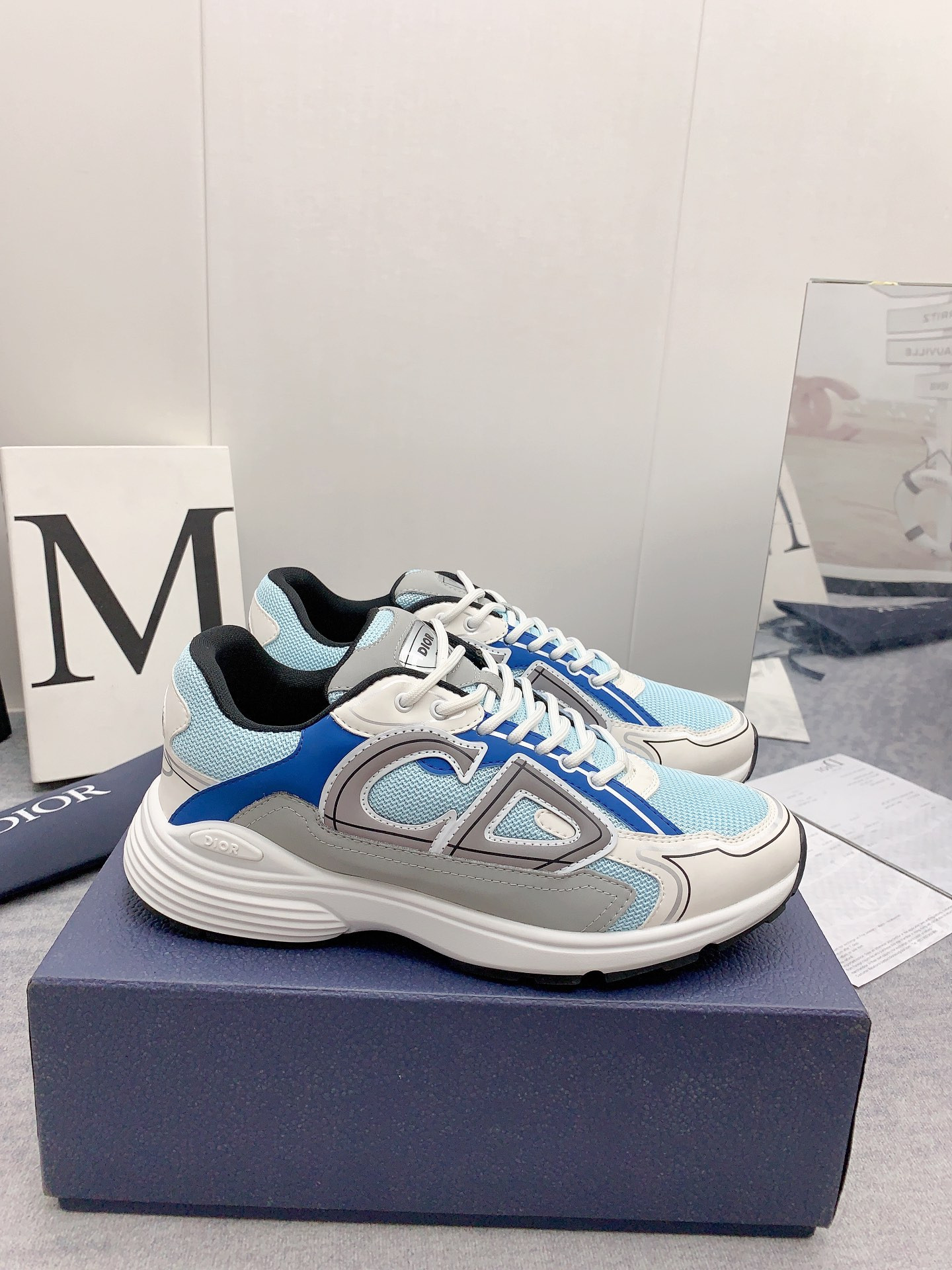 ua D*or b30 light blue mesh