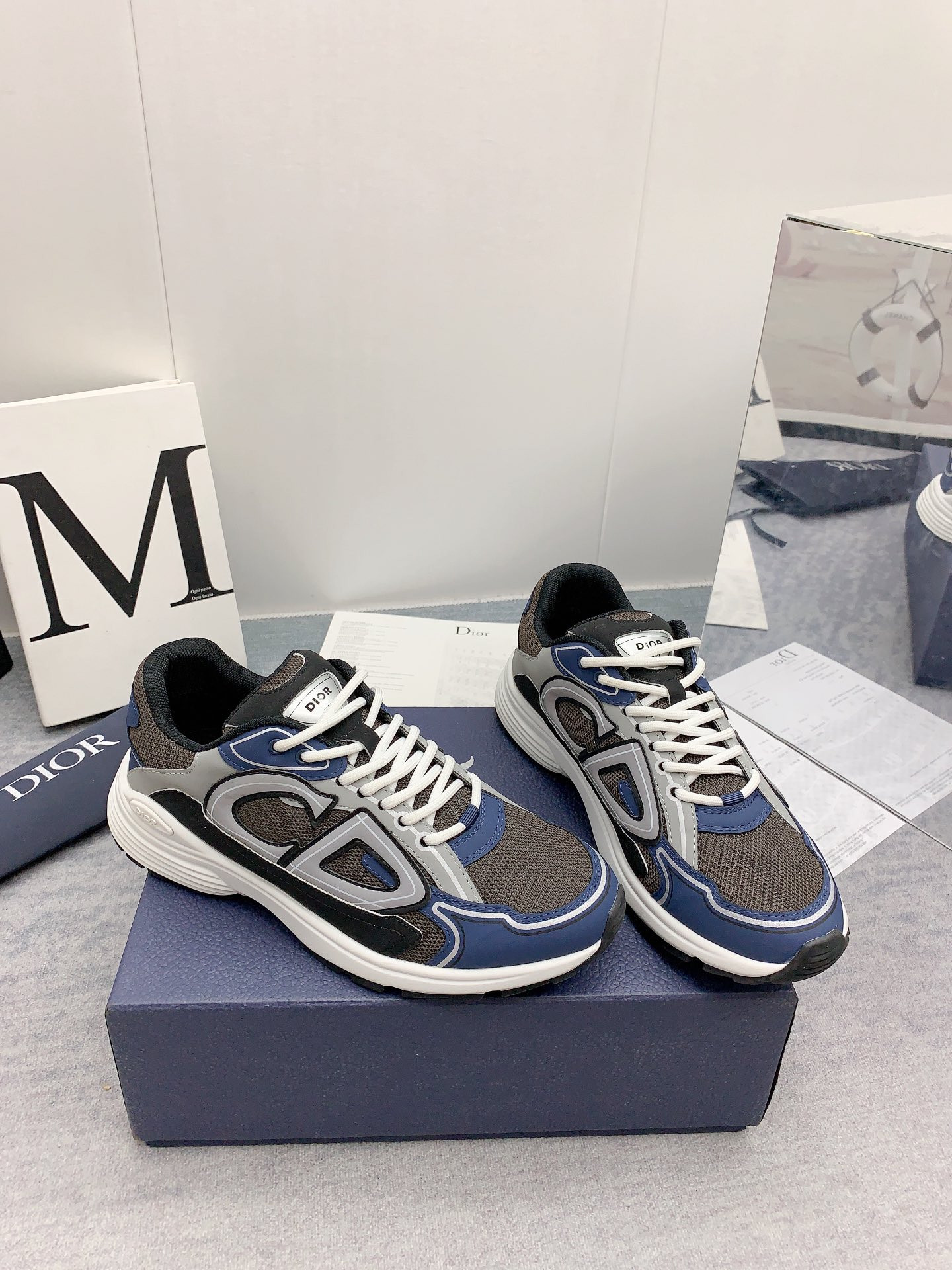 ua D*or b30 sneaker anthracite gray mesh and black blue and D*or gray technical fabric