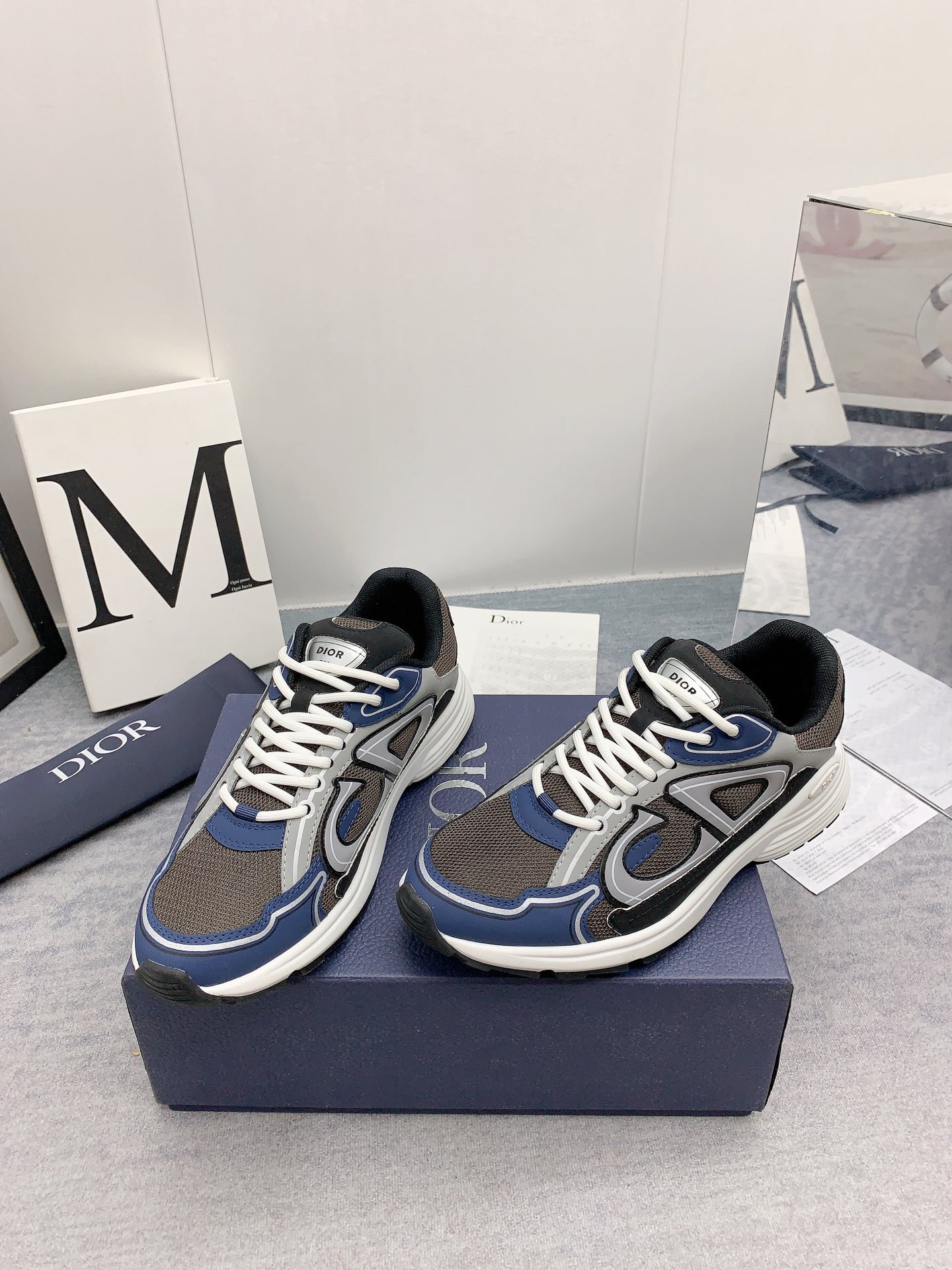 ua D*or b30 sneaker anthracite gray mesh and black blue and D*or gray technical fabric