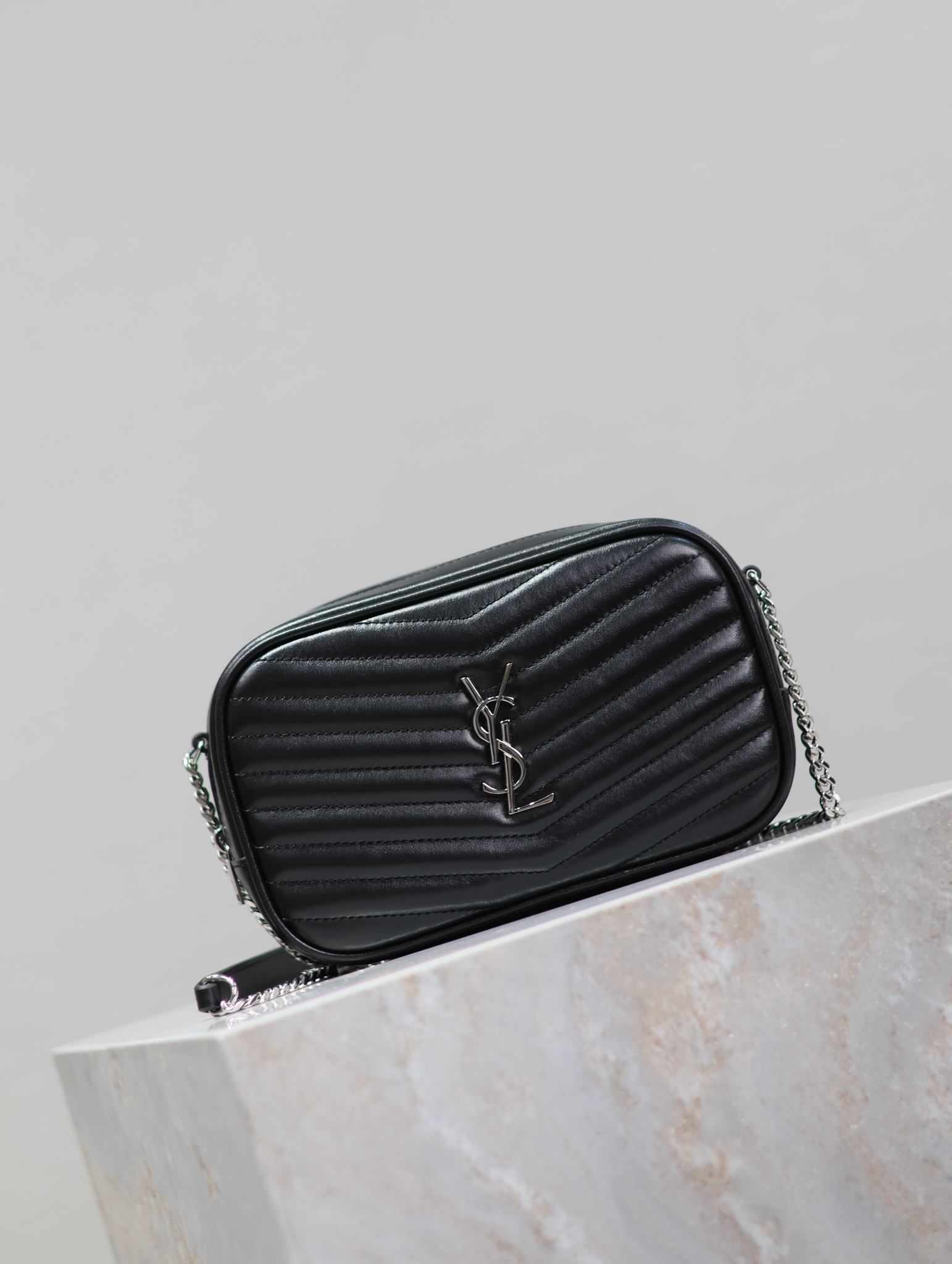 Y*L mini lou in quilted leather 7.5 x 4.1 x 2 inches