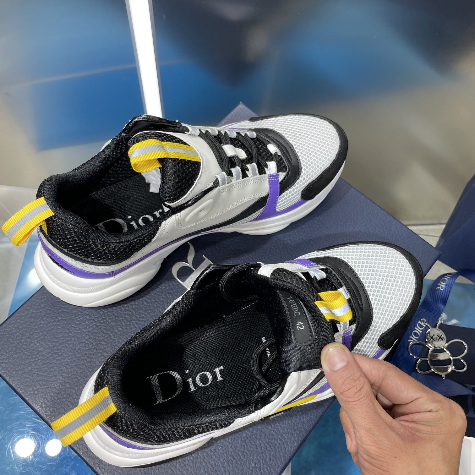 ua D*or b22 white sneaker