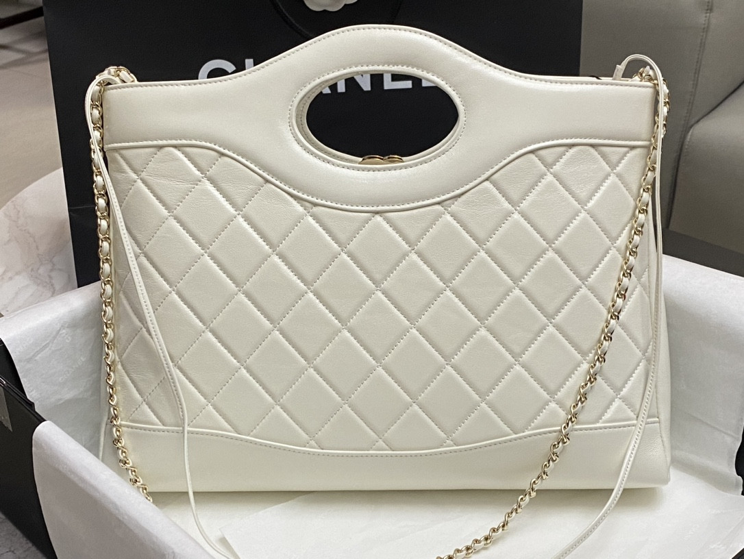 Ch*el shopping bag shiny lambskin & gold-tone metal 35x39x8cm