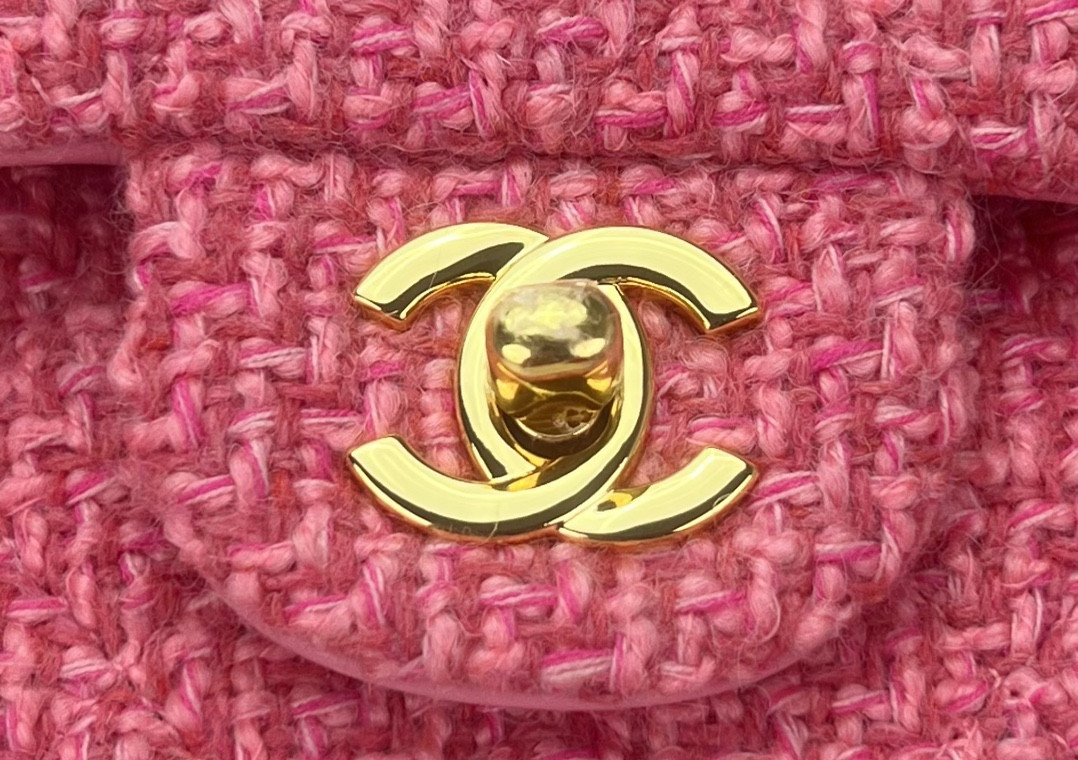 Ch*el classic 11.12 handbag tweed & gold-tone metal 6 × 9.9 × 2.5 in
