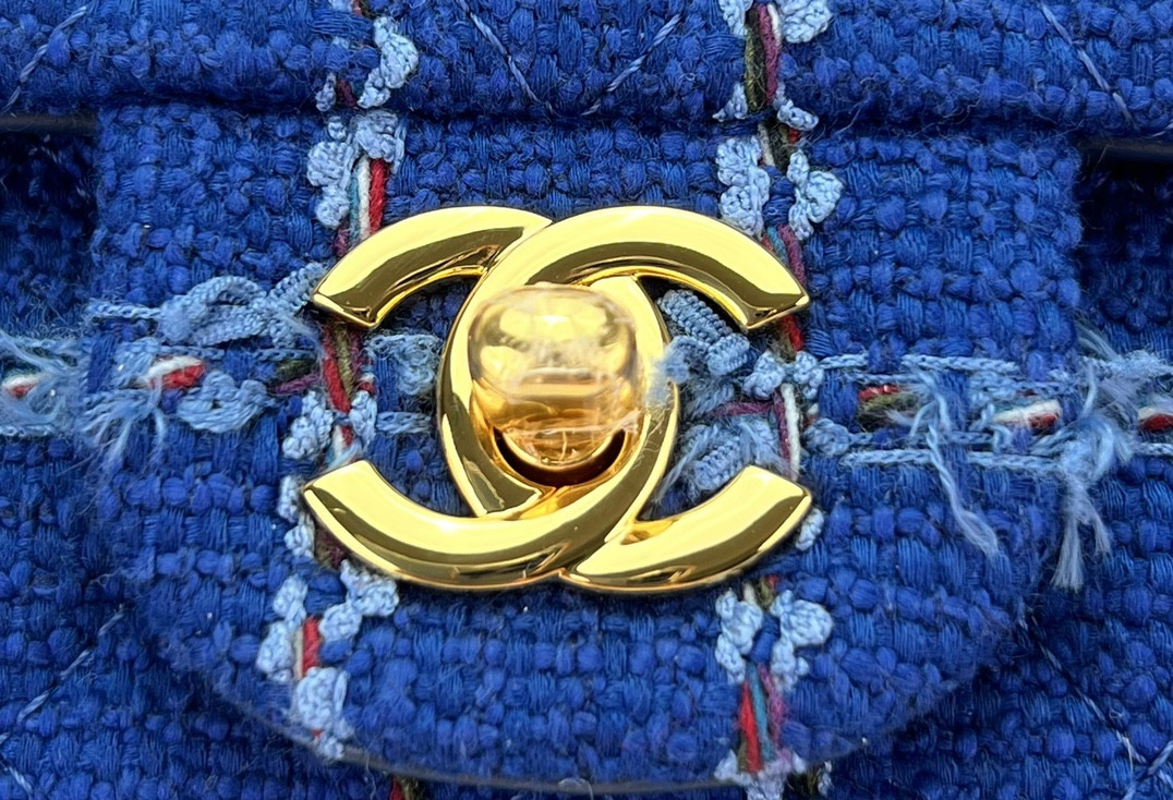 Ch*el mini classic 11.12 handbag tweed & gold-tone metal 4.7 × 7.8 × 2.3 in