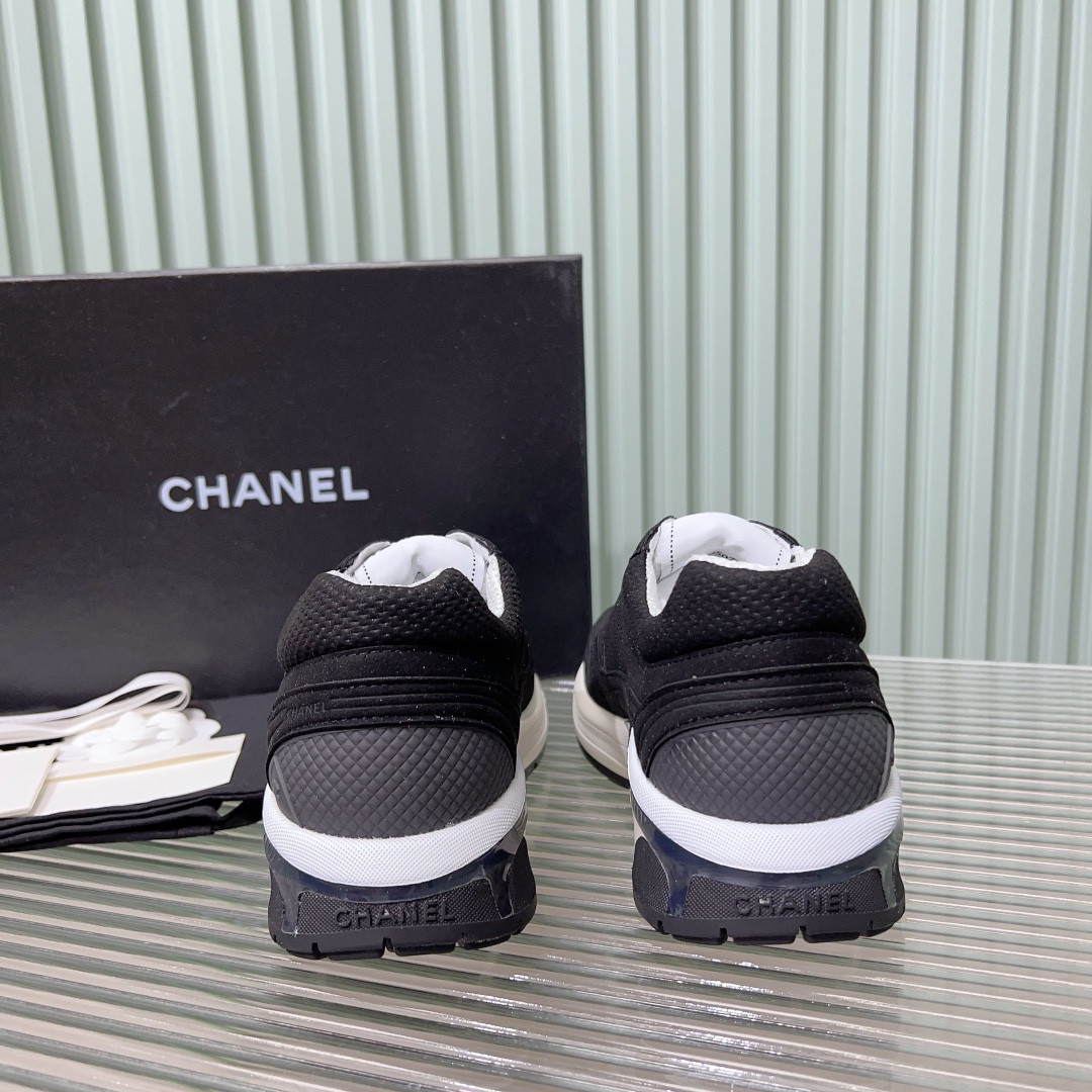 ua Ch*el sneakers fabric