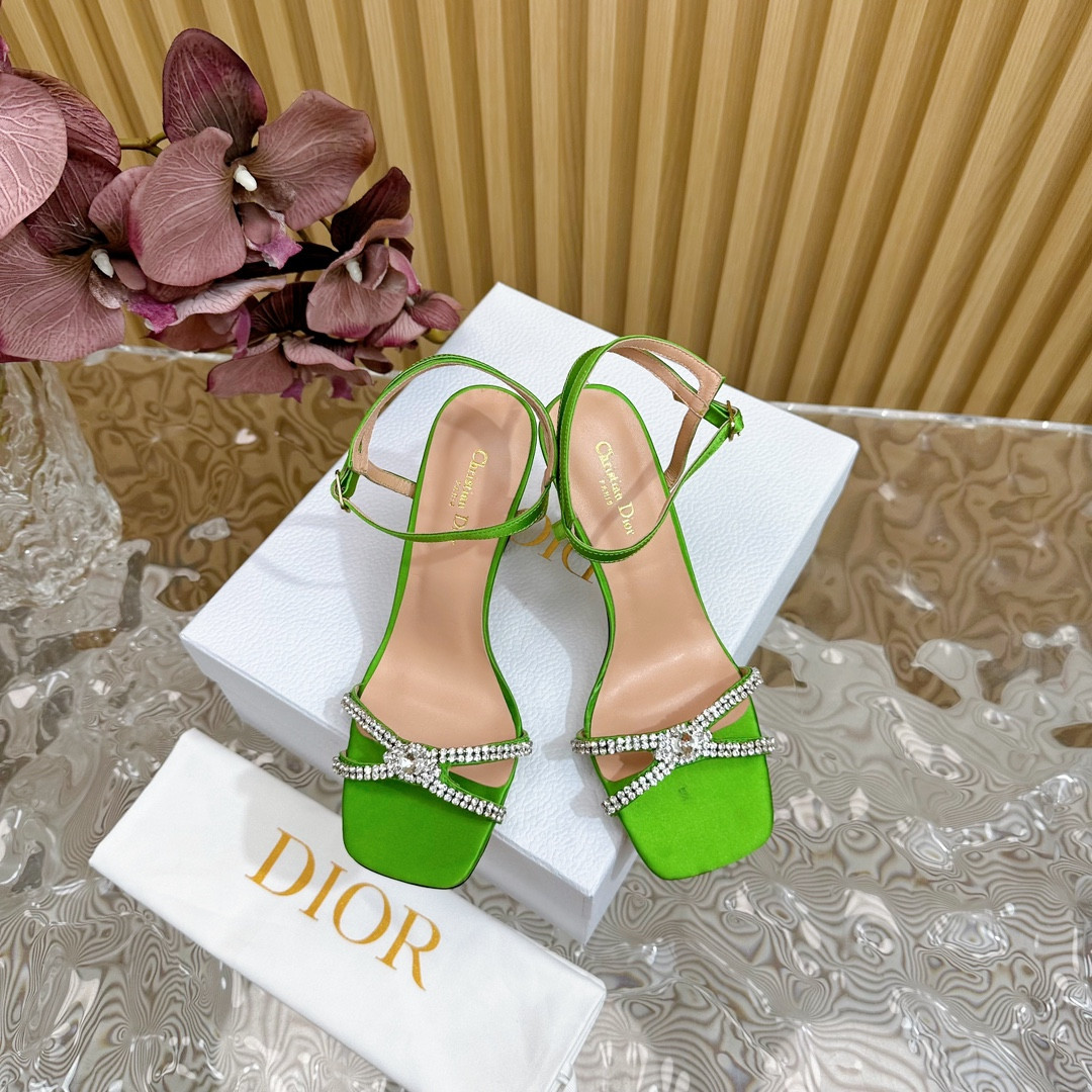ua D*or slingback pump