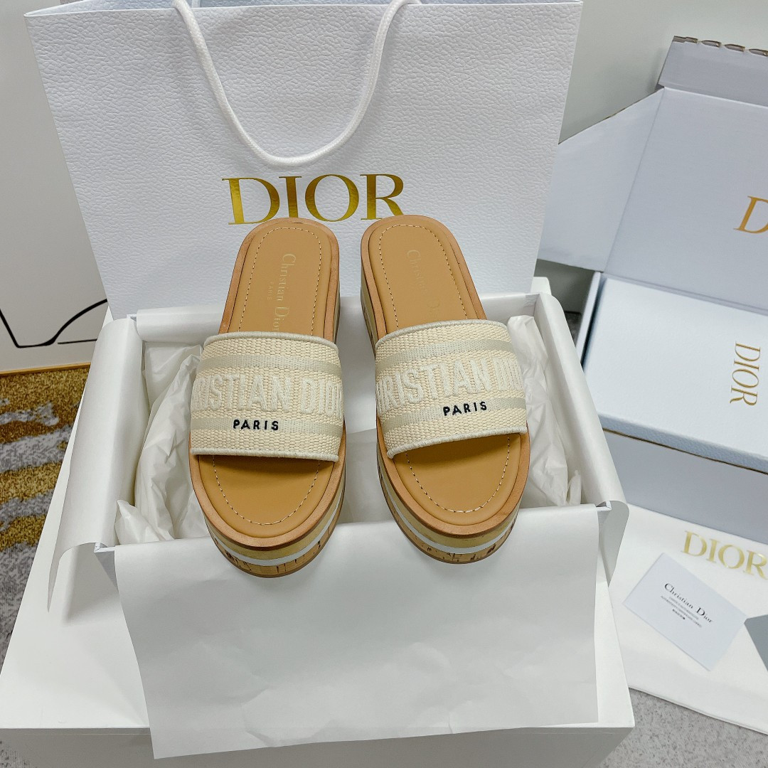 ua D*oriviera dway platform slide white embroidered cotton
