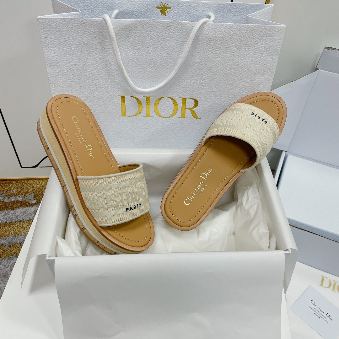 ua D*oriviera dway platform slide white embroidered cotton