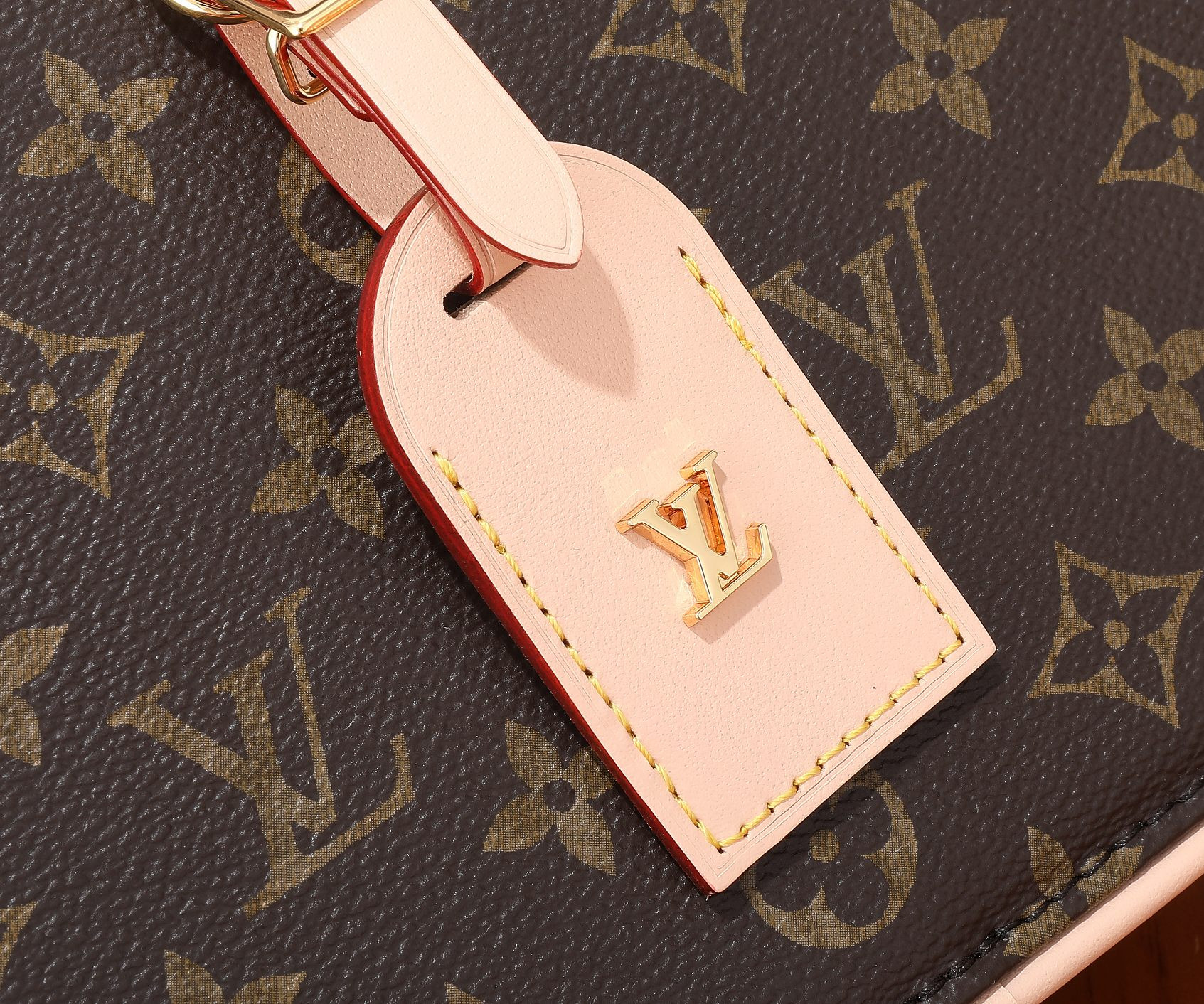 LV Around Me PM M47117 8.9 x 8.3 x 2.8 inches