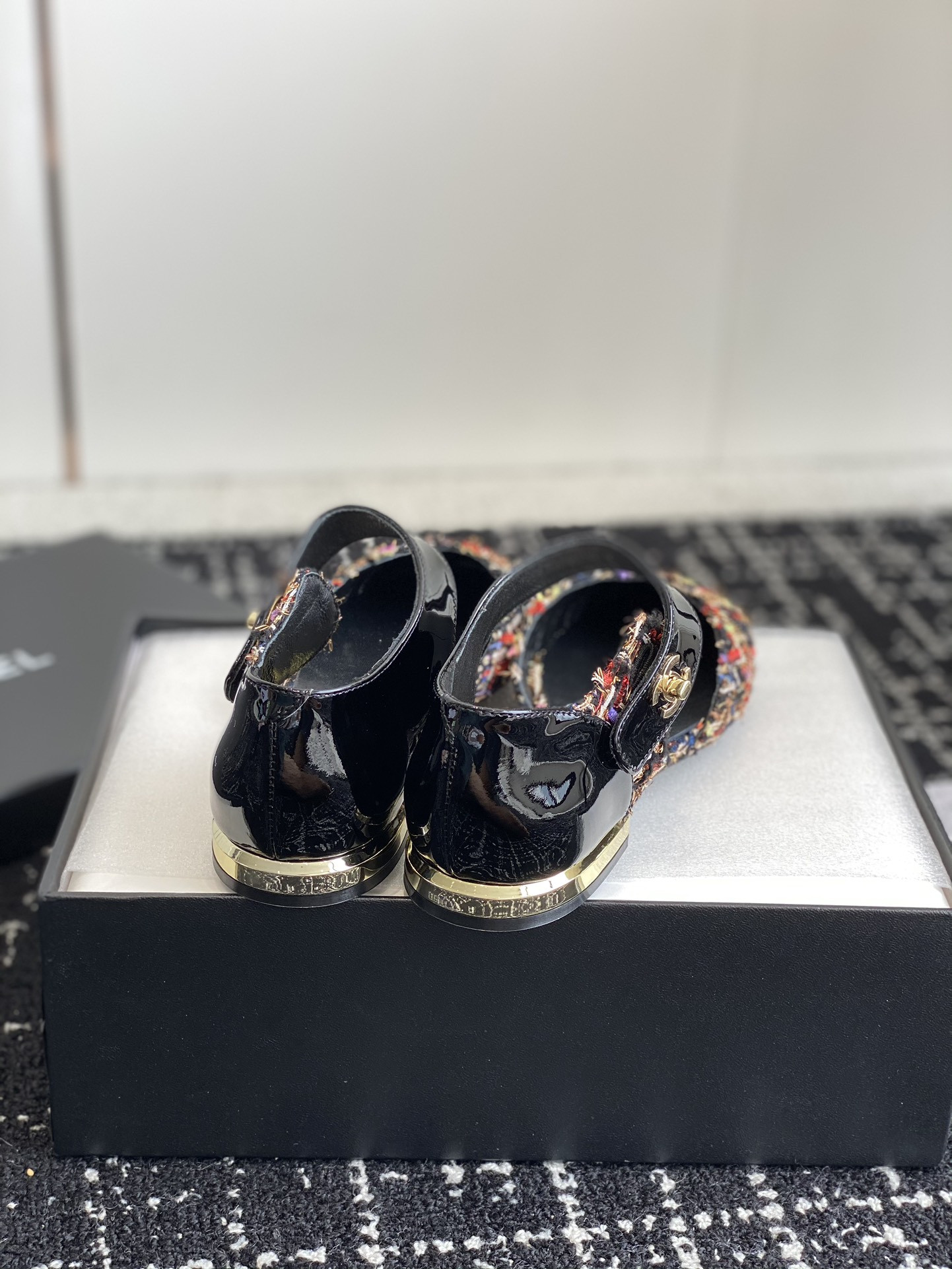 ua Ch*el mary janes