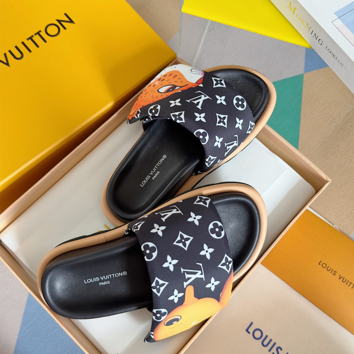 LV Pool Pillow Flat Comfort Mule