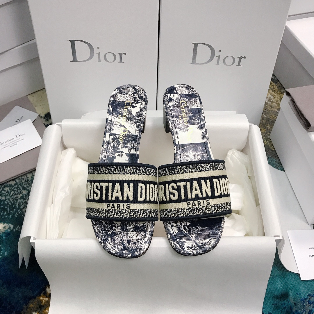 ua D*or dway heeled slide