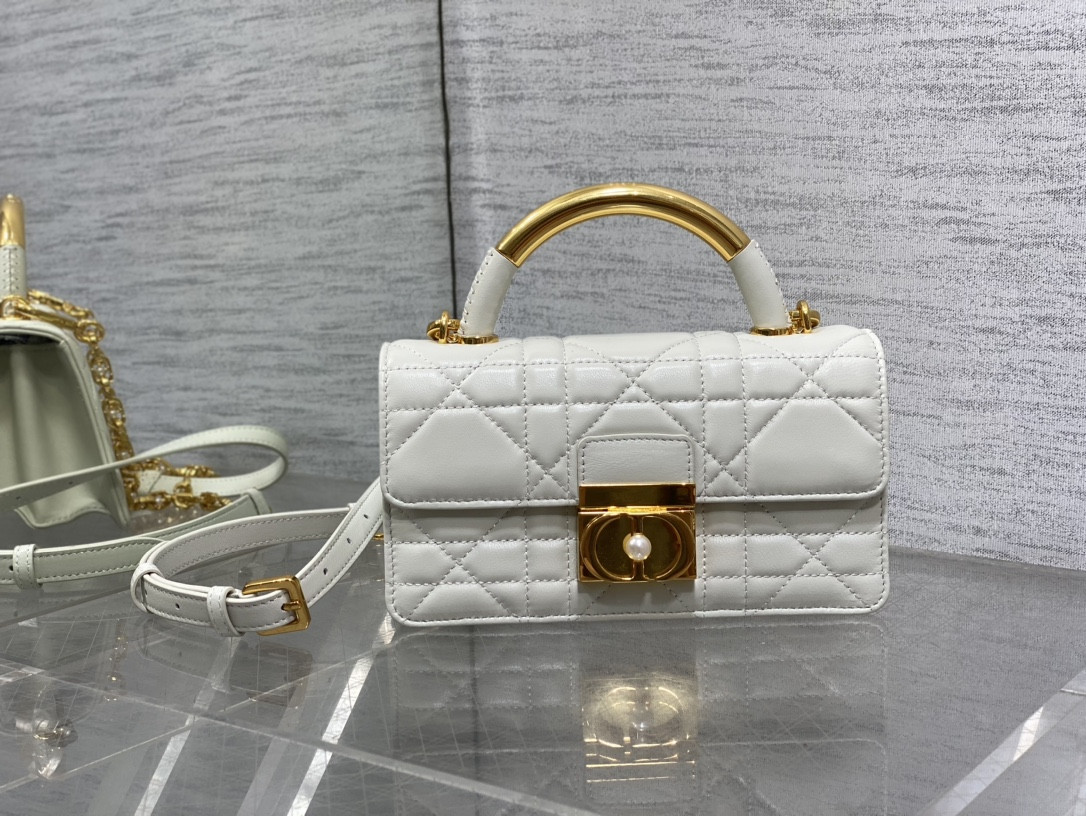 D*or small ange bag latte macrocannage calfskin 20 x 12 x 5 cm