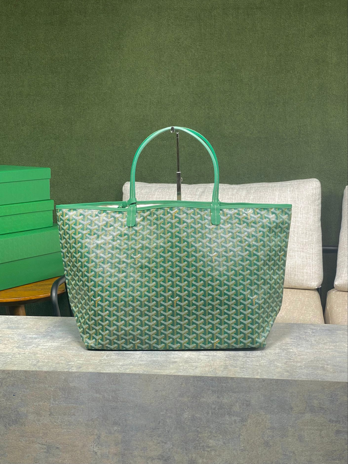 Go*ard saint l0*is gm bag 34 cm x 20 cm x 40 cm