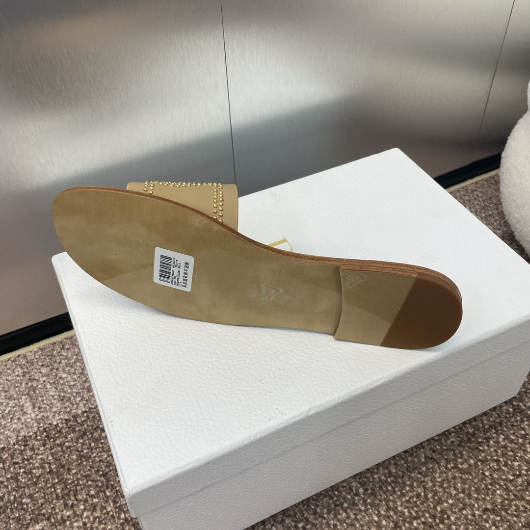 ua D*or dway slide