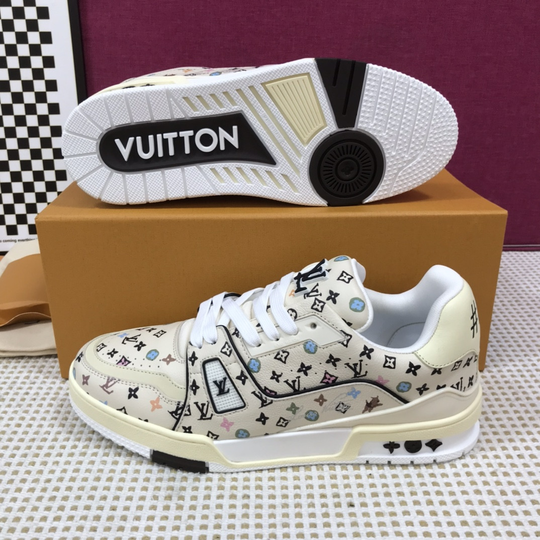 UA LV Trainer Sneaker