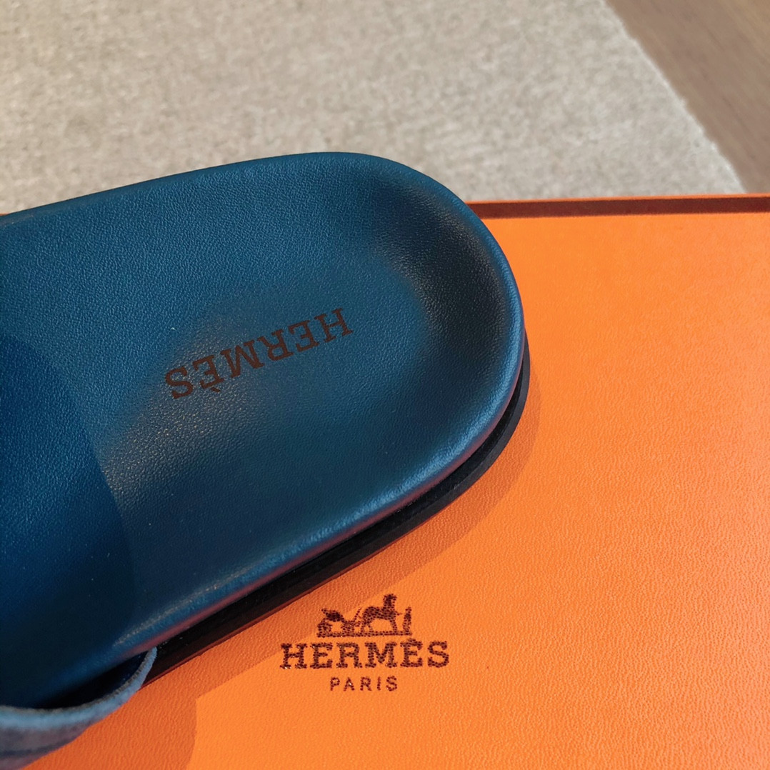 ua H**mes empire sandal