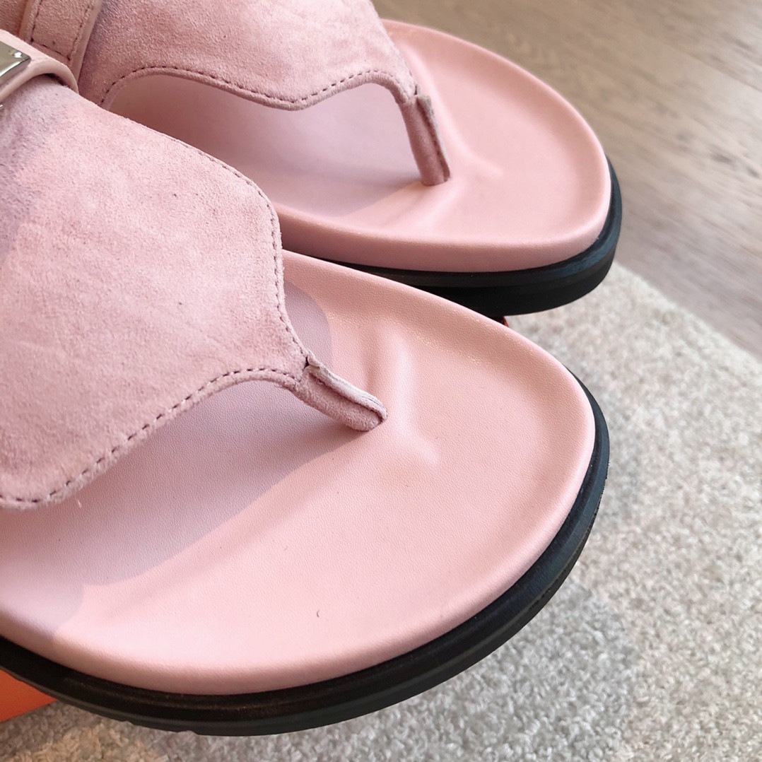 ua H**mes empire sandal