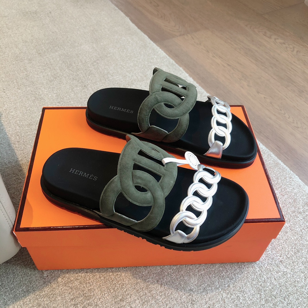 ua H**mes extra sandal