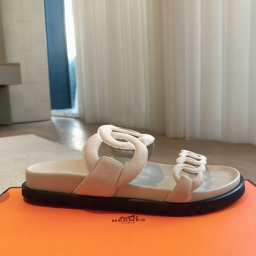 ua H**mes extra sandal
