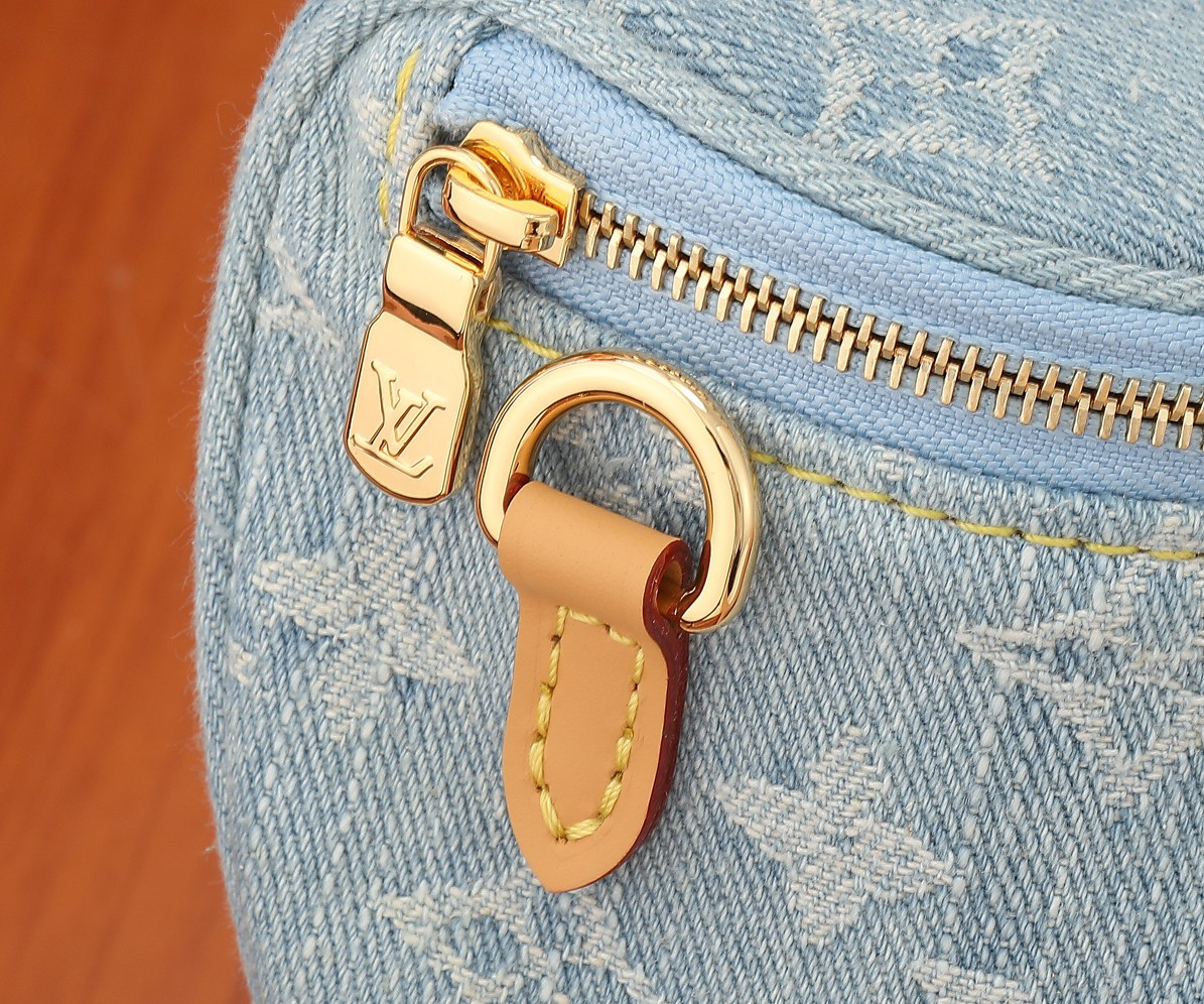 LV Mini Bumbag M83353 17x12x9.5CM