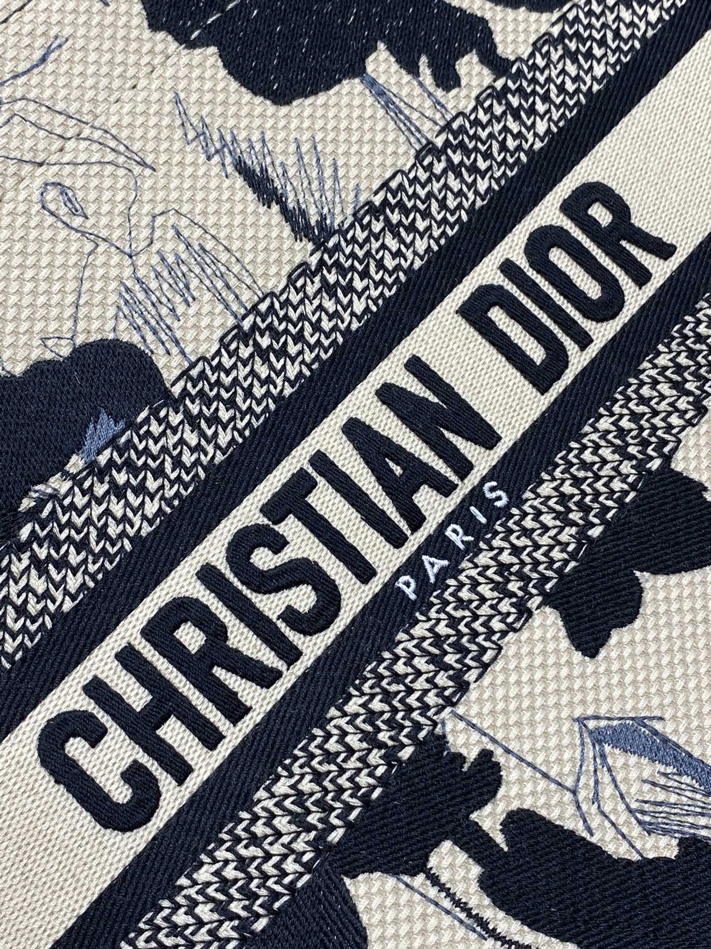 D*or tote 26 x 8 x 22cm