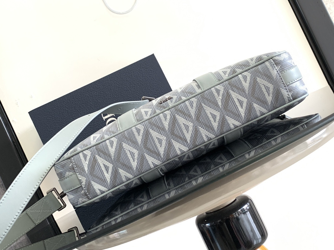 D*or zipped briefcase 37 x 28 x 6 cm