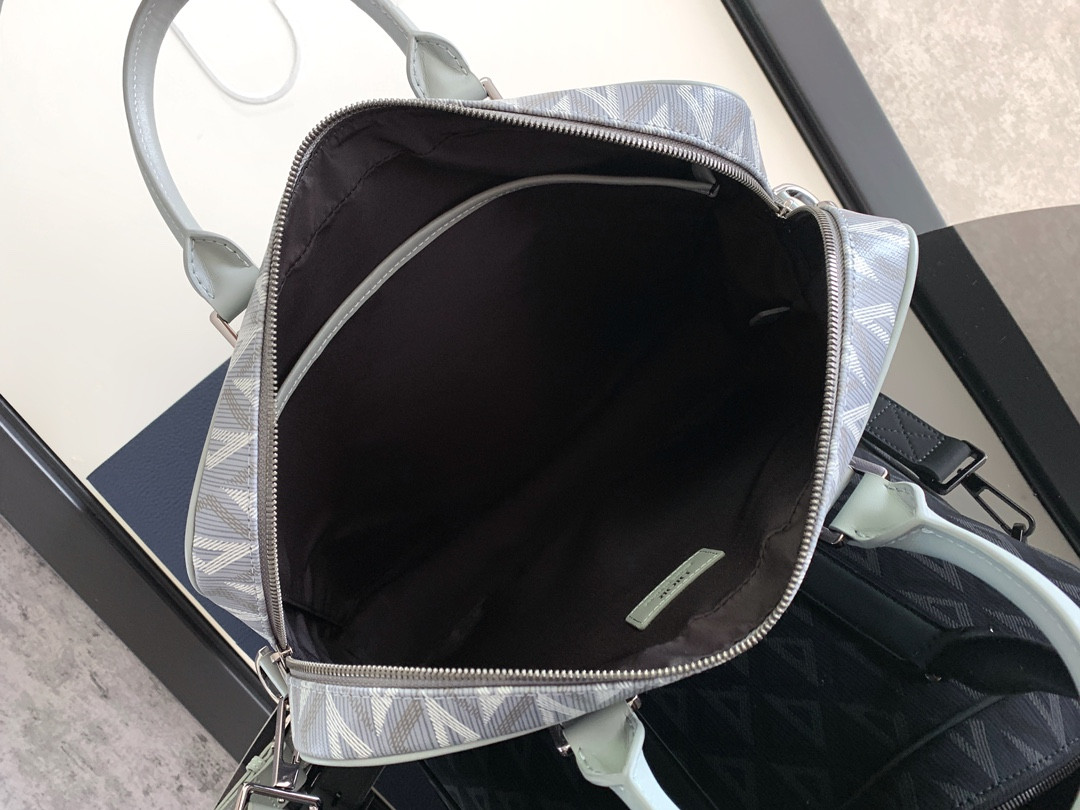 D*or zipped briefcase 37 x 28 x 6 cm