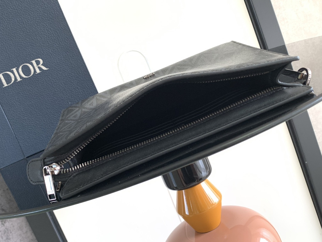 D*or a5 triangle pouch 27 x 19.5 x 6 cm