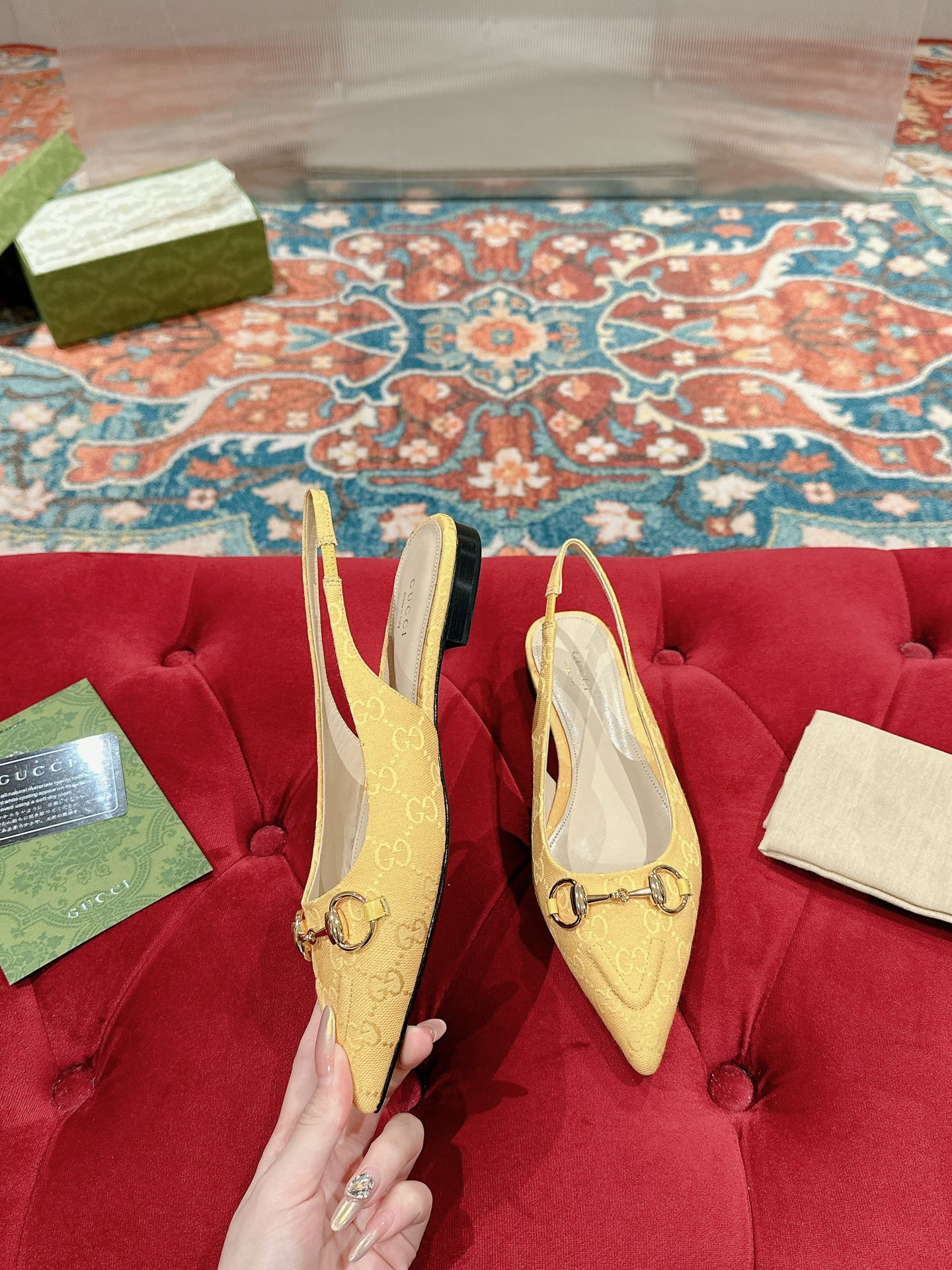 ua G*u*i horsebit slingback flat
