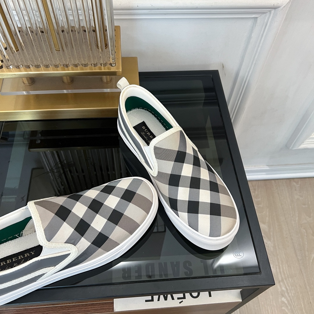 ua B**rry slip on sneakers