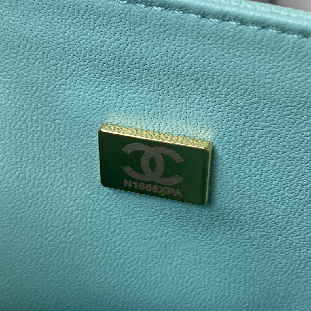 Ch*el classic flap bag 15.5×25.5×6.5cm