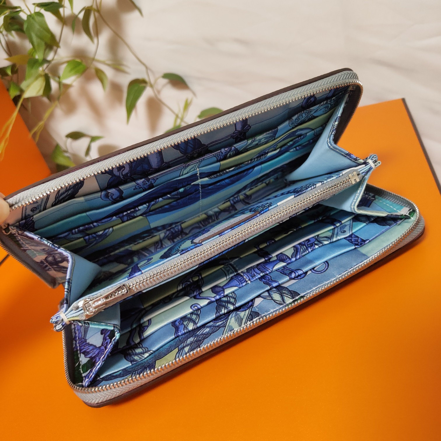 H**mes long wallet 20x11cm