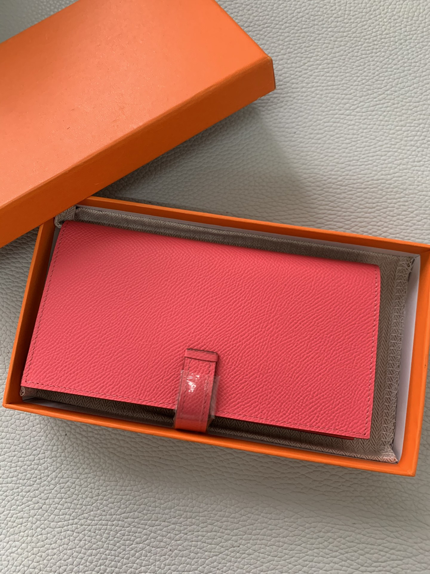 H**mes long wallet 17.5x9.5cm