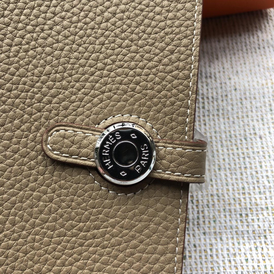 H**mes dogon duo wallet