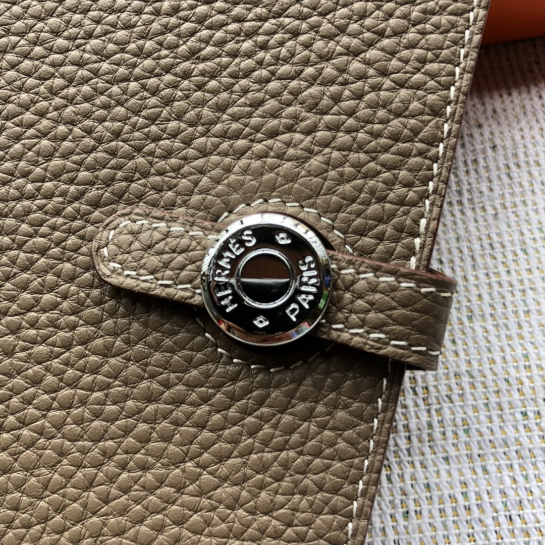 H**mes dogon duo wallet