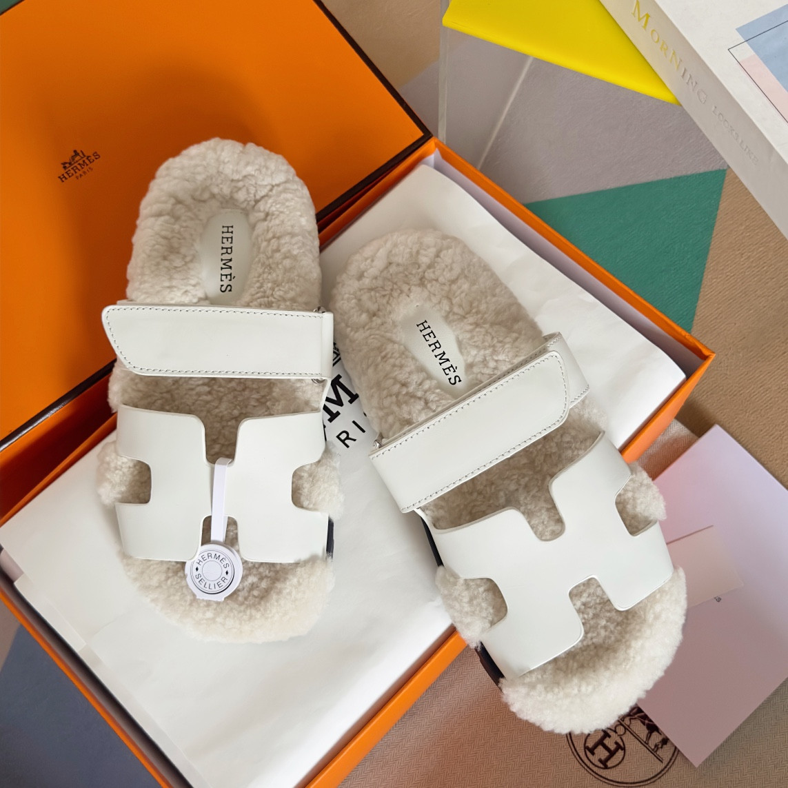 ua H**mes chypre sandal