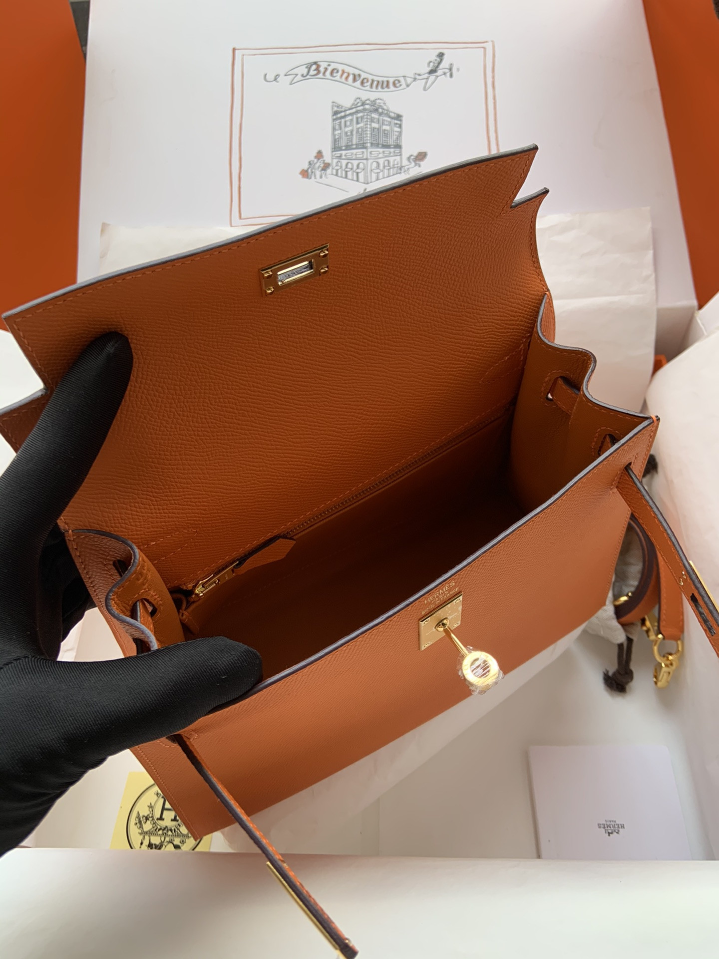 H**mes kelly gold-tone hardware 25 28