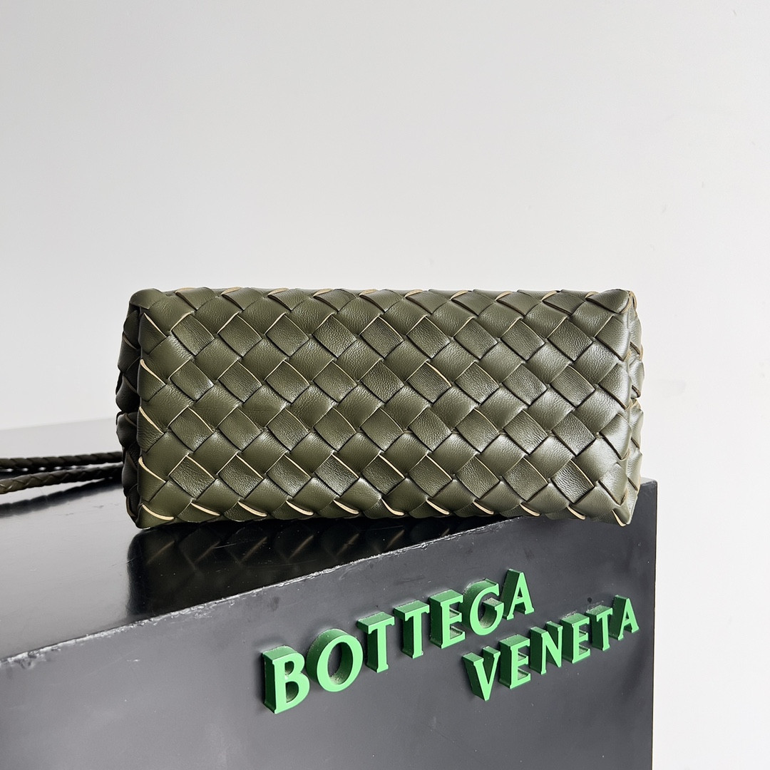 bo*te*ga Ve*ne*ta small andiamo 25x22x10.5cm
